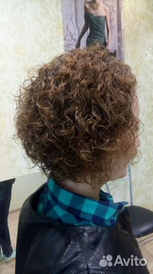 Услуги парикмахера и мастера маникюра