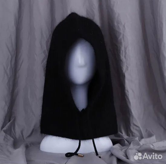 Капор из кроличьего меха