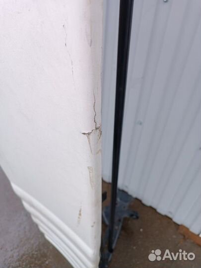 Спойлер кабины правый Man Tgx