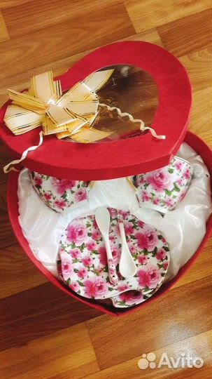 Чайный набор новый в подарочной коробке