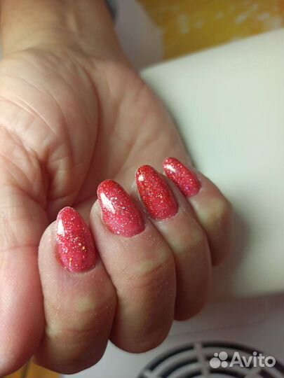 Маникюр, педикюр