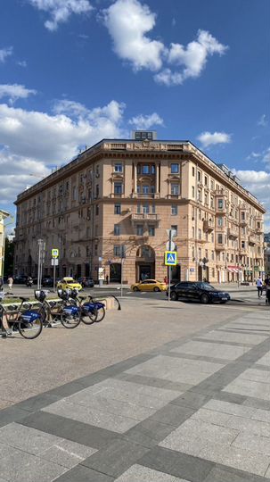 Своб. планировка, 211 м², 6/7 эт.