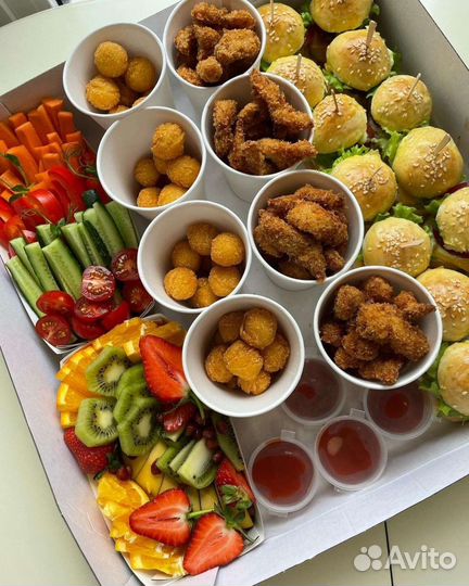 Фуршет кейтеринг гастробокс