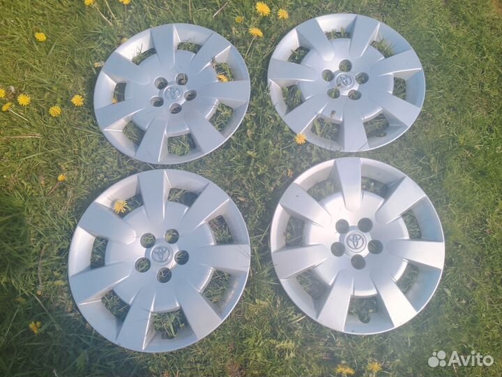 Колпаки на колеса r 16 toyota