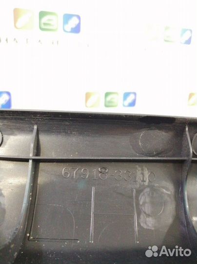 Накладка на порог внутренняя задняя левая Toyota