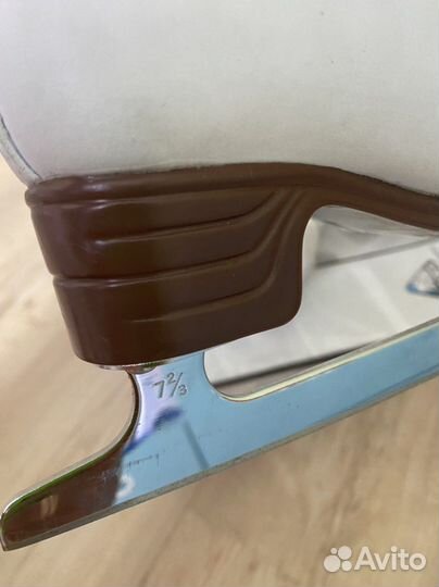 Фигурные коньки jackson artiste