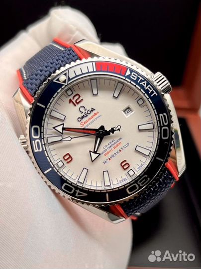 Наручные часы механические Omega Seamaster