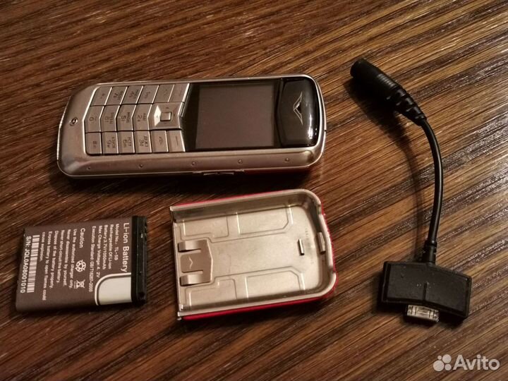 Vertu Constellation Pure Alligator, 32 ГБ