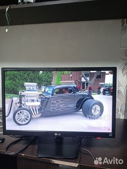 Монитор LG 23 дюйма / FullHD