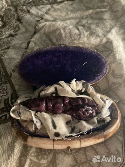 Палец Двуликого Призрака и Короля проклятий Сукуны