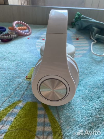 Беспроводные наушники