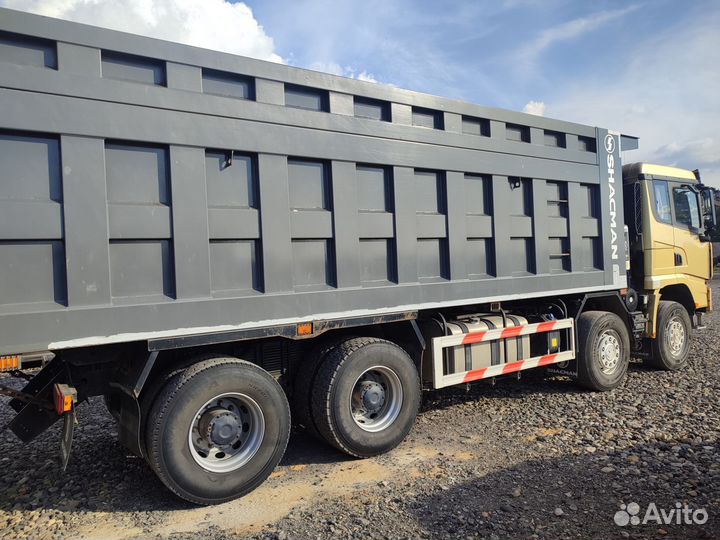 Shacman (Shaanxi) SX33186T366, 2021