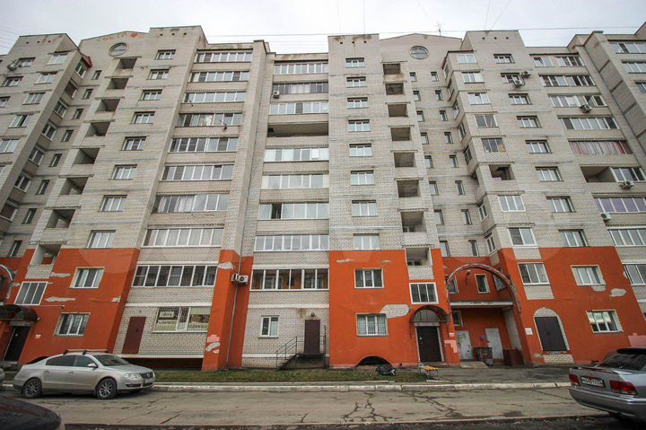 3-к. квартира, 90 м², 6/10 эт.