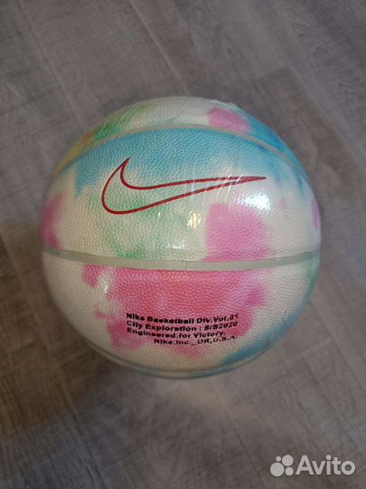 Баскетбольный мяч Nike