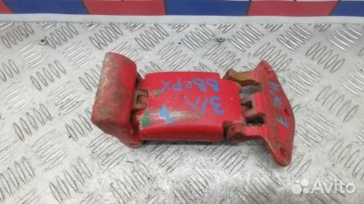 Петля двери распашной левой iveco daily 4 (29C-40C