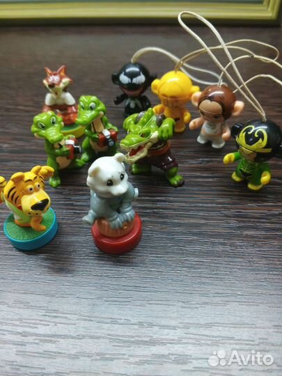 Игрушки Киндер