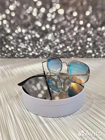 Очки зеркальные мужские в стиле balenciaga