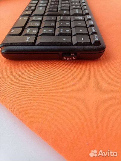 Беспроводная клавиатура logitech
