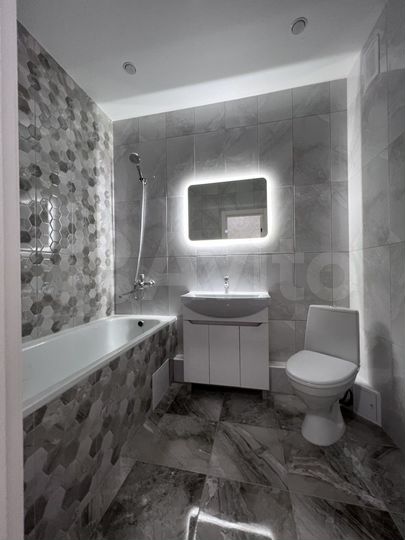 2-к. квартира, 50 м², 2/20 эт.