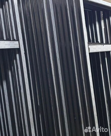 Алюминиевое окно серии Люкс