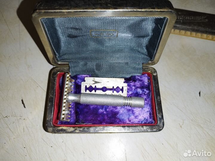 Бритва СССР Волга с футляром