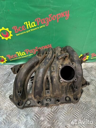 Впускной коллектор Volkswagen Polo седан 1.6 2012