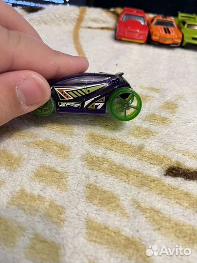 Машинки hotwheels