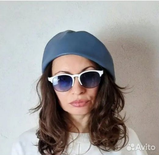 Берет женский, новый, кожаный берет