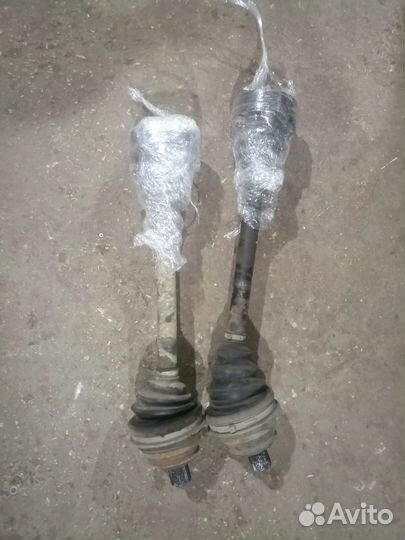 Привод левый правый Volkswagen Transporter T4