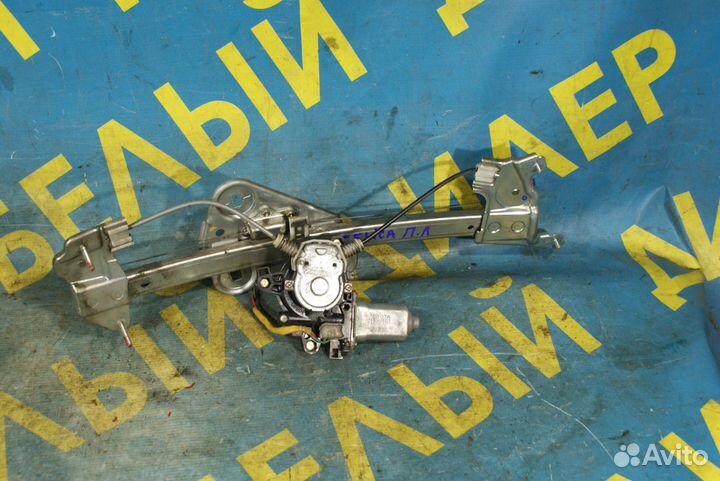 Передний левый стеклоподъемник Toyota Celica T230