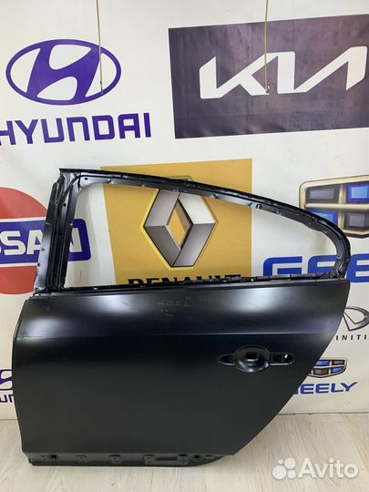 Дверь задняя боковая Renault fluence Лев
