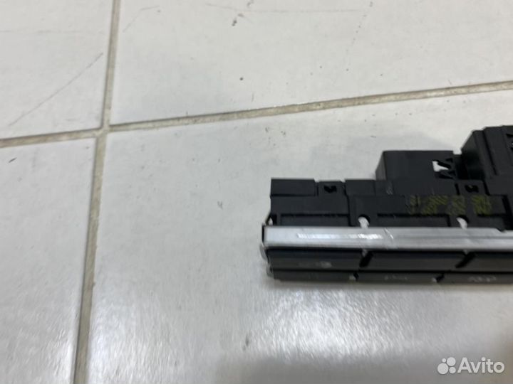 Блок кнопок Volkswagen Sharan II (2010—2015)