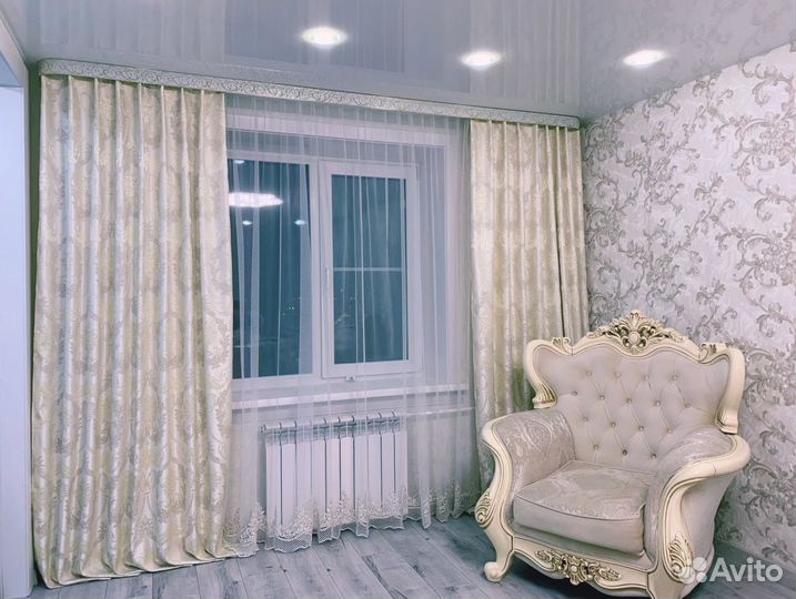 Шторы в спальню, гостинную 2 шт