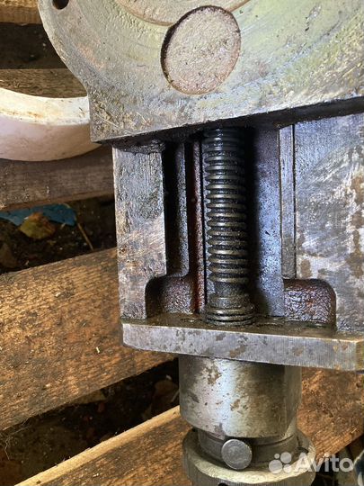 Суппорт в сборе к токарново станка 16К20