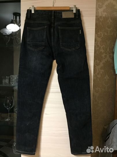 Продам джинсы мужские