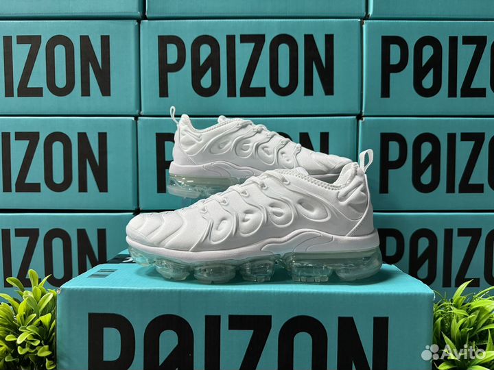 Кроссовки Nike air vapormax plus white angel