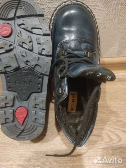 Ботинки женские зимние 38 размера новые