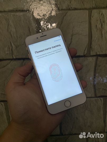 iPhone 8 64гб