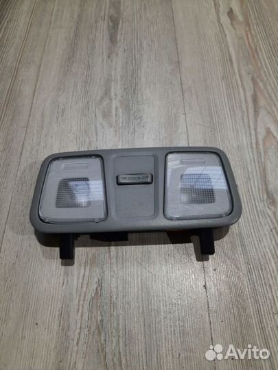 Плафон Подсветка фонарь салона Kia RIO 3