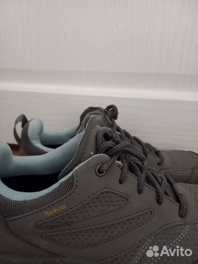 Кроссовки Jack Wolfskin р-р 36