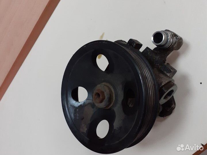 Насос гур mercedes benz Ml W164,W251