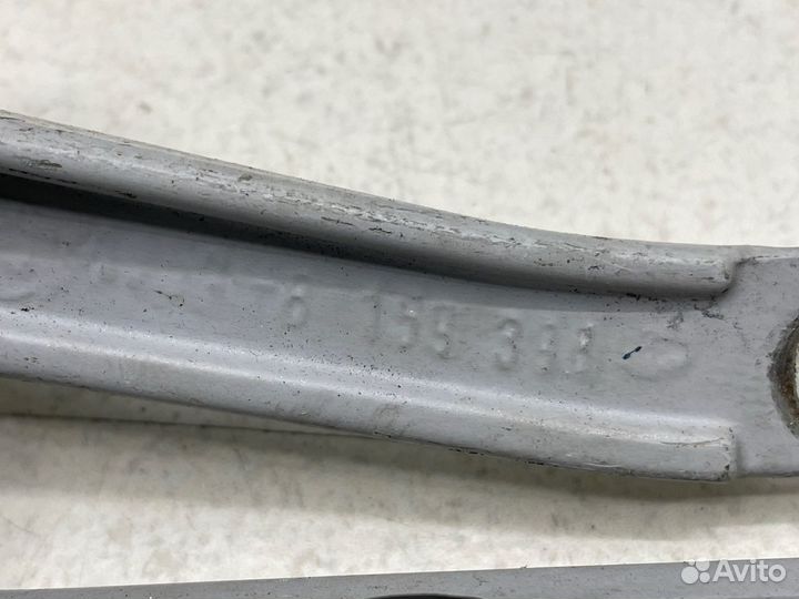 Петли багажника Bmw E39