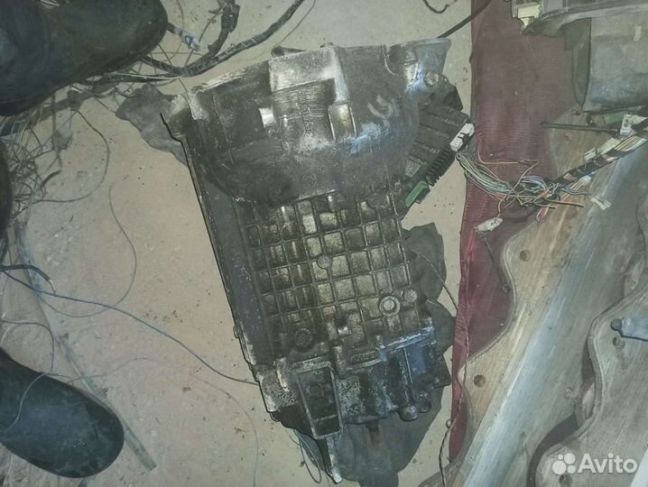 Продам коробку бмв 730 Е32