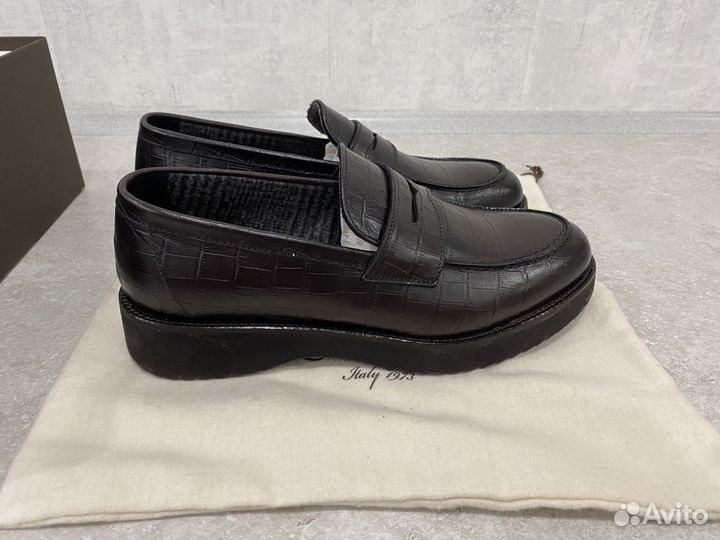 Лоферы Doucal's