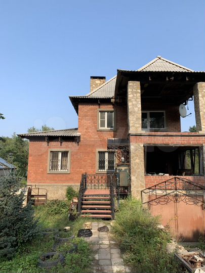 Коттедж 300 м² на участке 40 сот.