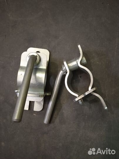 Хомут крепления опорного колёса для прицепа