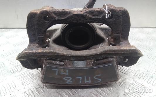 Суппорт тормозной передний левый mercedes benz C-c