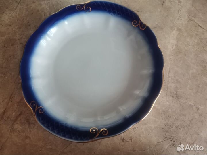 Набор тарелок