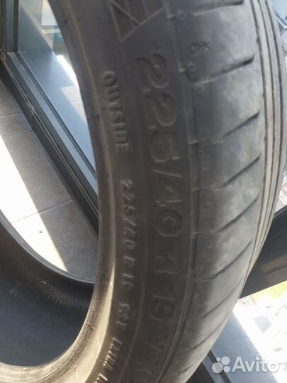 Continental SportContact 225/40 R19 93Y