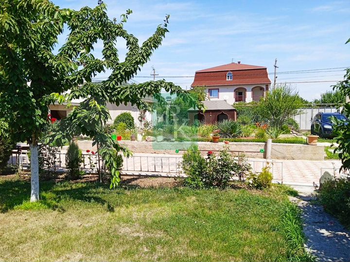 Дом 165 м² на участке 12 сот.